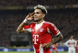 图片报：迪亚斯周四才回慕尼黑，只能参加拜仁对阵汉堡的最后一练