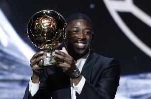 马斯切拉诺：登贝莱获得金球奖实至名归，当时在巴萨就与众不同