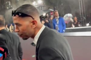 表现抢眼！每体：亚马尔父亲在金球颁奖礼上度过了一个愉快的夜晚