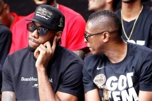 😅高管：如果卡舅看上了一件球队卫衣 他会想方设法当天弄到手