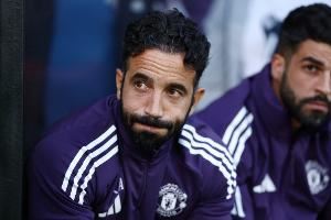 镜报：曼联高层与部分球员对话，得到的反馈是球员仍支持阿莫林