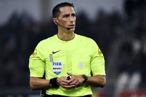 欧足联官方：爱沙尼亚VS意大利裁判组来自荷兰，主裁判格聚比于克