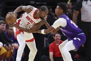 杜兰特：贝利展现了自己的潜力 很期待看到他未来的成长轨迹