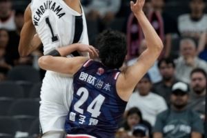 表现不理想！管子煜6中2&三分4中1得6分 出现4次失误&正负值-26