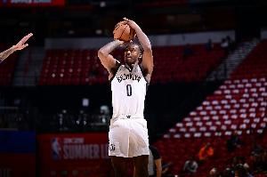 都被裁了！蒂米无保障合同 怀特黑德330万保障 篮网超穷鬼线7万7