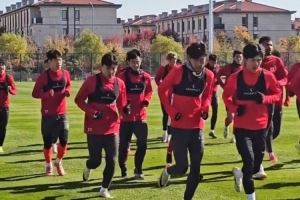 亚泰将士返回长春备战津门虎 谭龙：我们还有机会