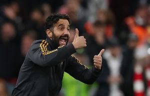 无锋阵力克红军！曼晚：阿莫林面临是否继续启用舍什科的幸福烦恼