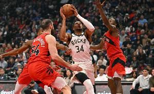 字母哥：雄鹿并非夺冠热门 但我们会成为对手的致命威胁